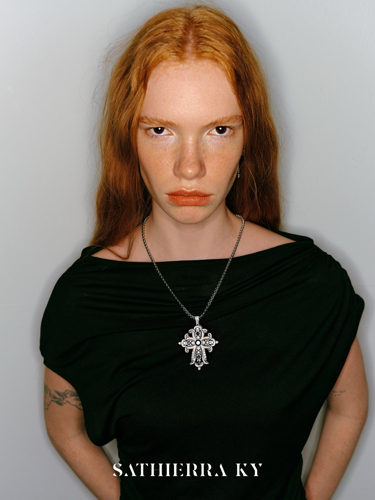 THE CROSS Pendentif