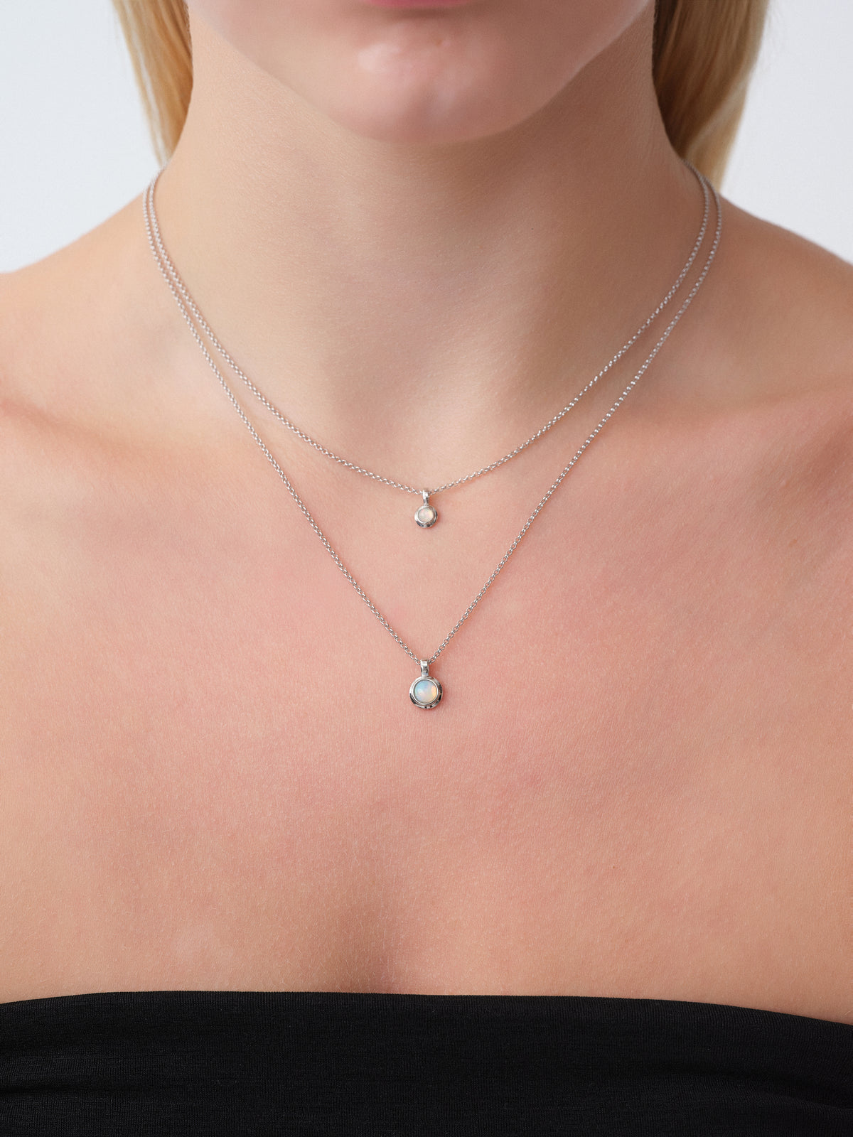 CHECKMATE MOVE COLLIER(MEDIUM VERSION)
