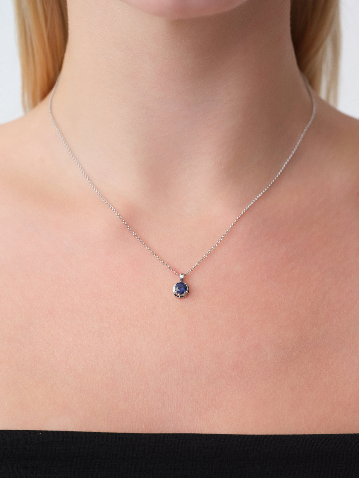 CHECKMATE ROYAL MOVE COLLIER (MEDIUM VERSION)