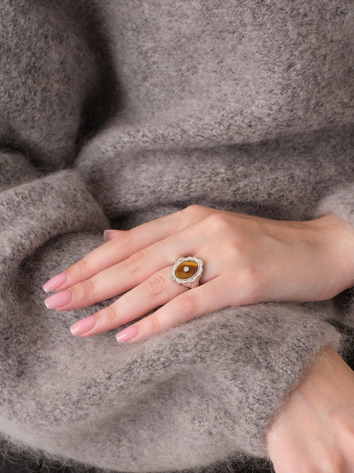 The Courageous Bague (Small Version)