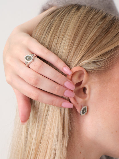 The Gardian Boucles d’oreilles （Vendu à unité）