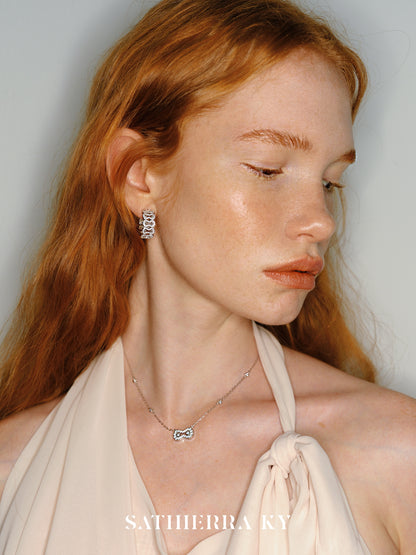 Clasp Collier
